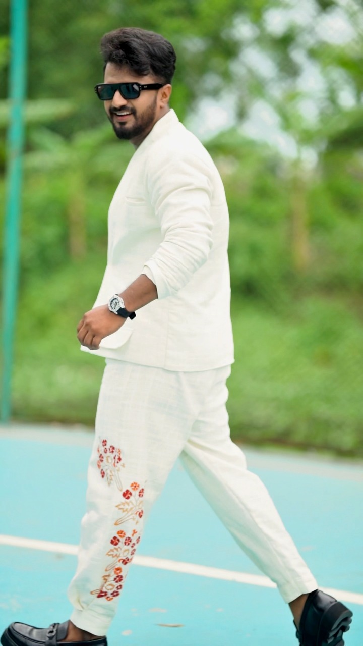 Musfiq R. Farhan