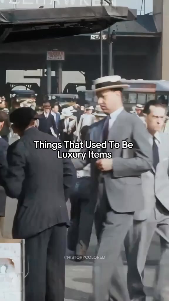 History Facts - That’s how Chewing Gum was Invented... | Facebook