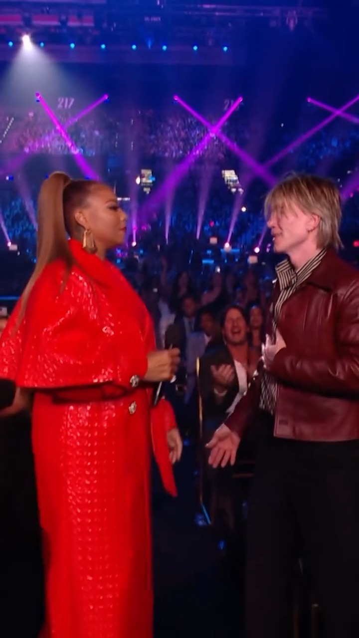 Queen Latifah had everyone singing 