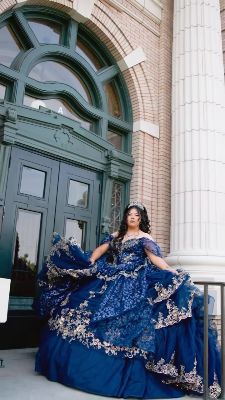 #sunnysidewa #corsethouse #quinceañera #fypage #alterationsservices✂️ | Corset House