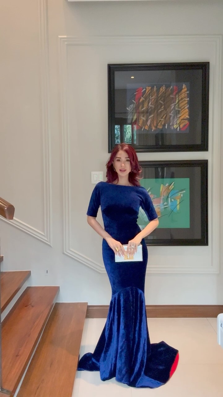heart evangelista blue dress 2 events ONE ⚜️ @schiaparelli #grwm | Size:J (32-34) Dress and Cowboy Boots: High Slit Dresses Necklace
