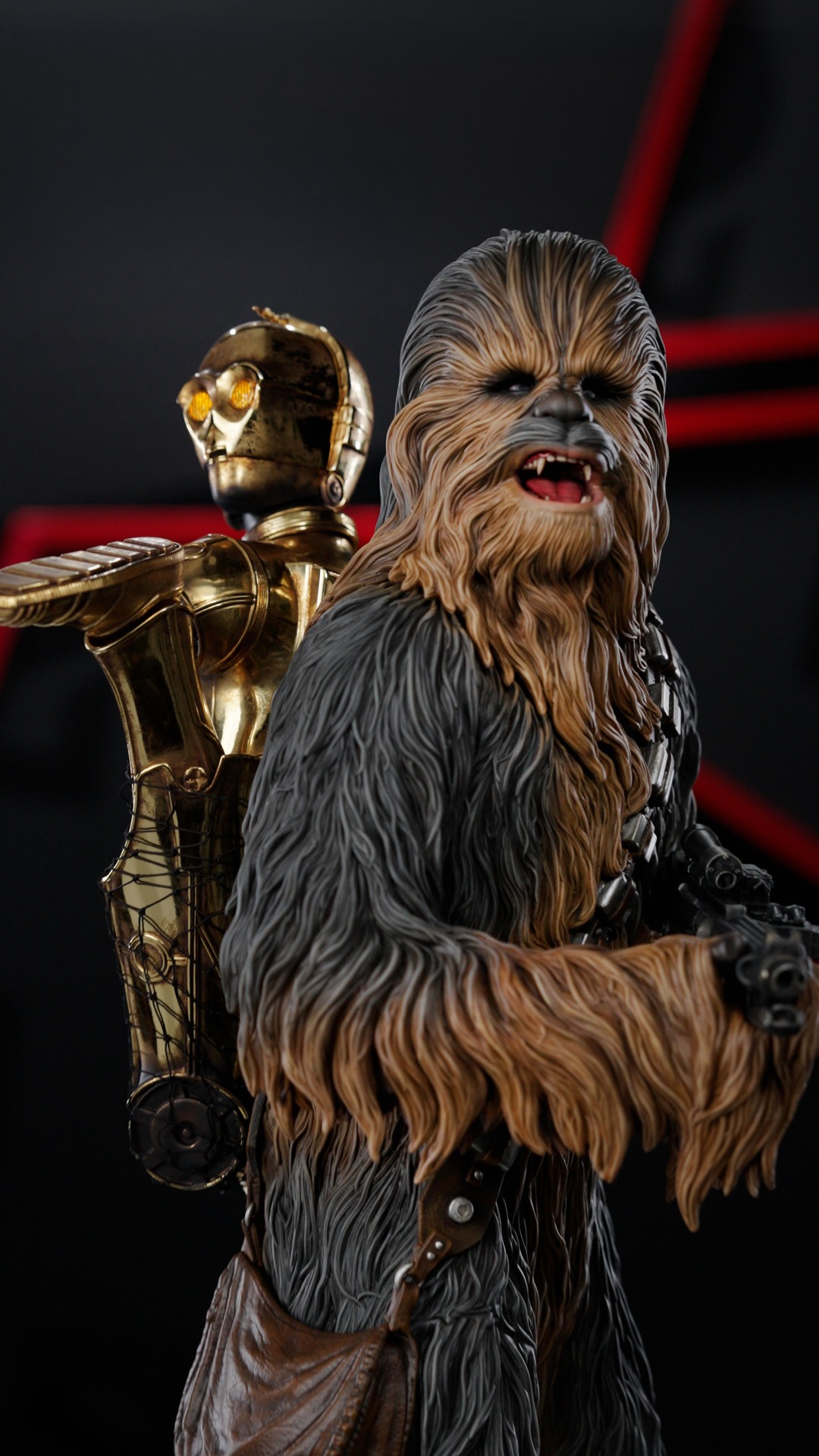 Chewbacca™ and C-3PO™ Premium Format™ Figure by Sideshow