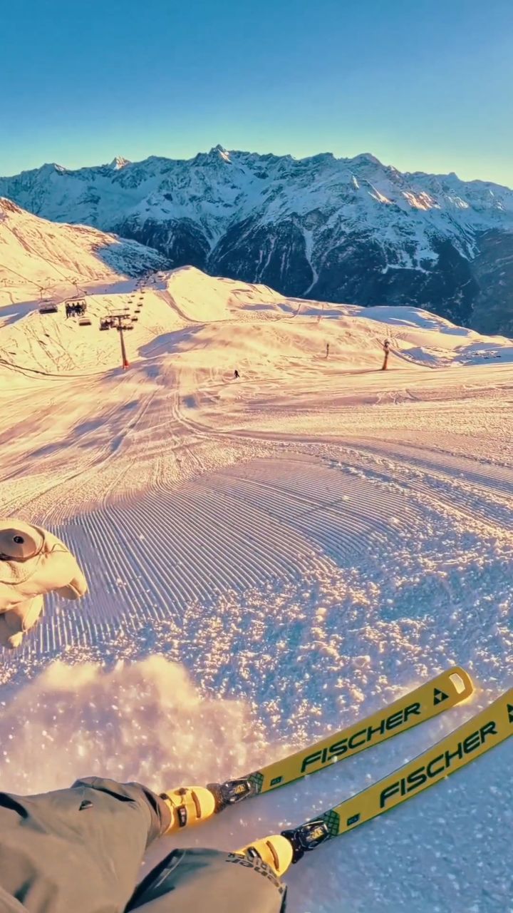 PoV: your EMF morning view next week🌄🎿 Before the party starts, enjoy ...