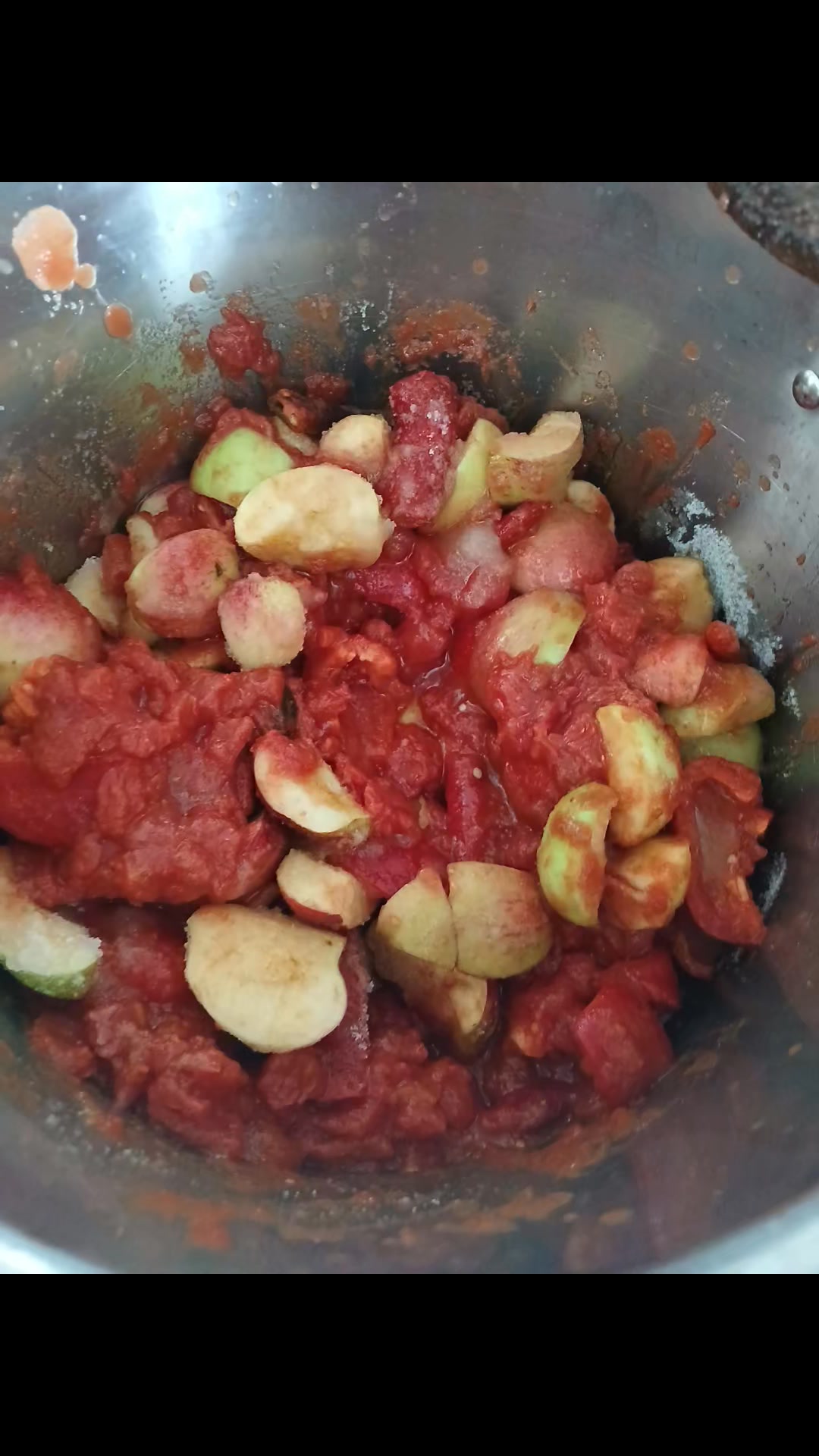 Sweet apple chilli sauce...I made 5 times the recipe......quick and ...