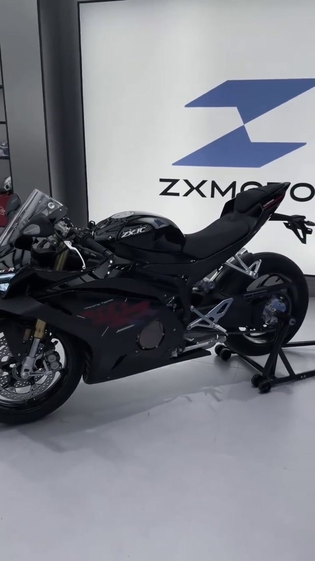 🚨 OPEN PREORDER NOW for the all-new ZXMOTO ZX500RR! 🚨 The wait