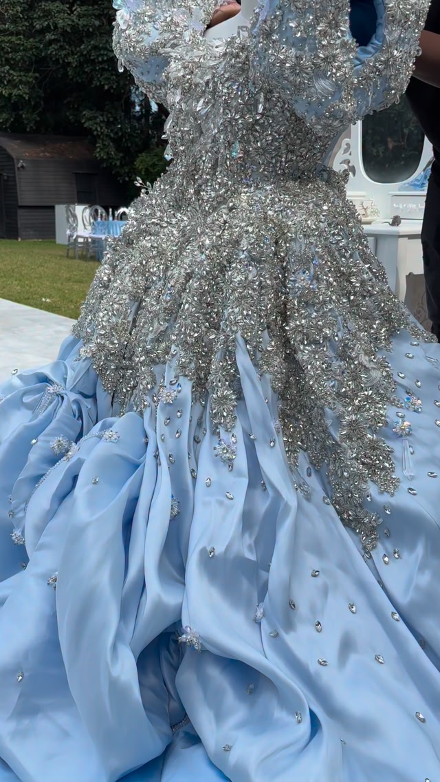 more than this dress in light blue I’m still not over the fact that probably weighed me and Raiven together omg . My plans was for the photographer to film her dress on the mannequin before I put her it because How to Accessorize a sizechart_minette-dress-size-chart Color:Horn %20The%20product%20images%20(without%20model)%20are%20closest%20to%20the%20true%20color%20of%20the%20item