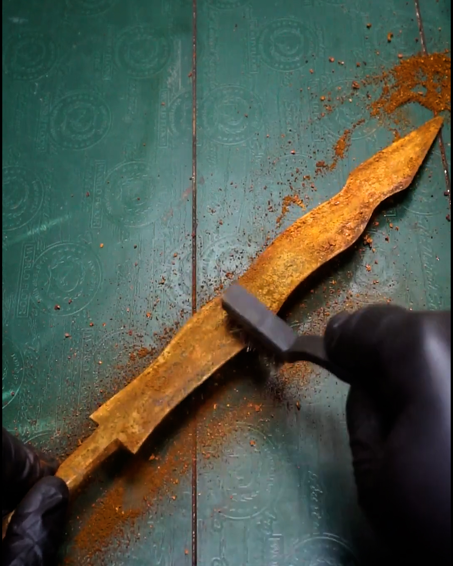 Rusty Old Snake Dagger Restoration | DIY & Crafts | Facebook