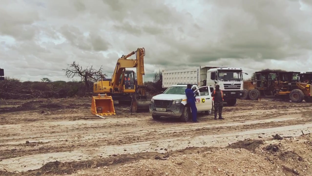 🌧️🚜 Construction Update:... - Tau Grading & Lemcke Ranches | Facebook