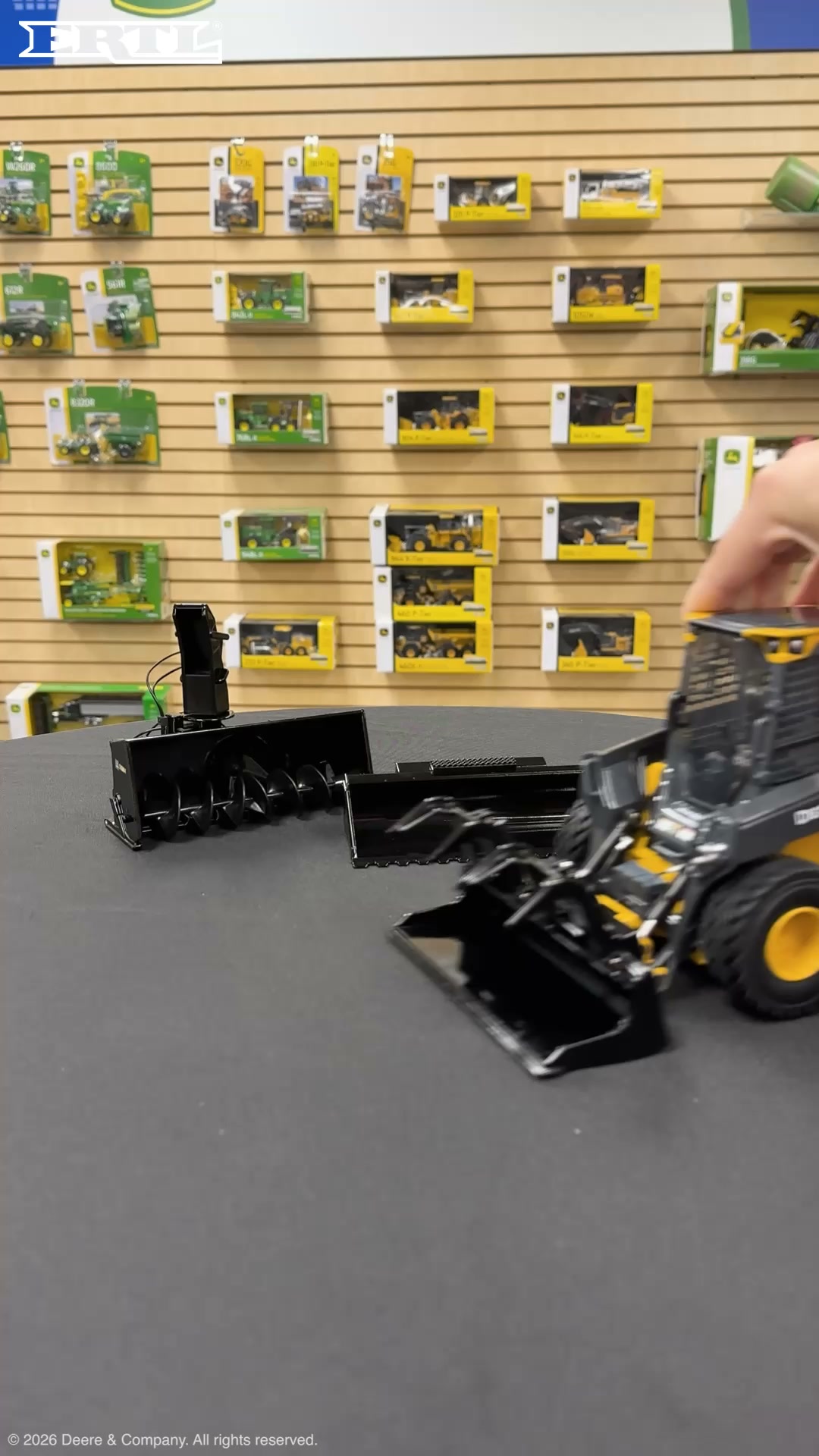 No.2417 PS　プレイステーション　TRL　ザ　レイル　ローダーズ　帯付き Check out all these features😏💛 1:16 334 P-Tier Skid Steer Loader