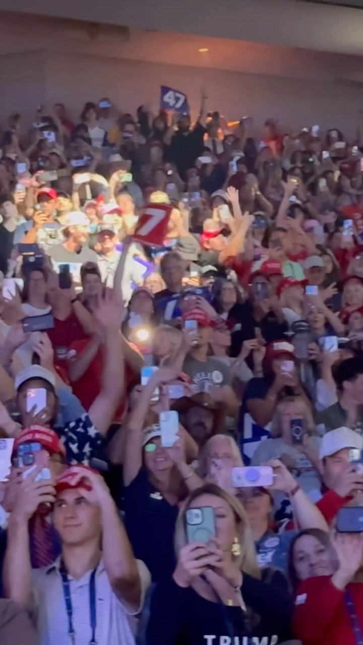 WOW, THIS IS INSANE! President Trump is introduced at TP Action in ...