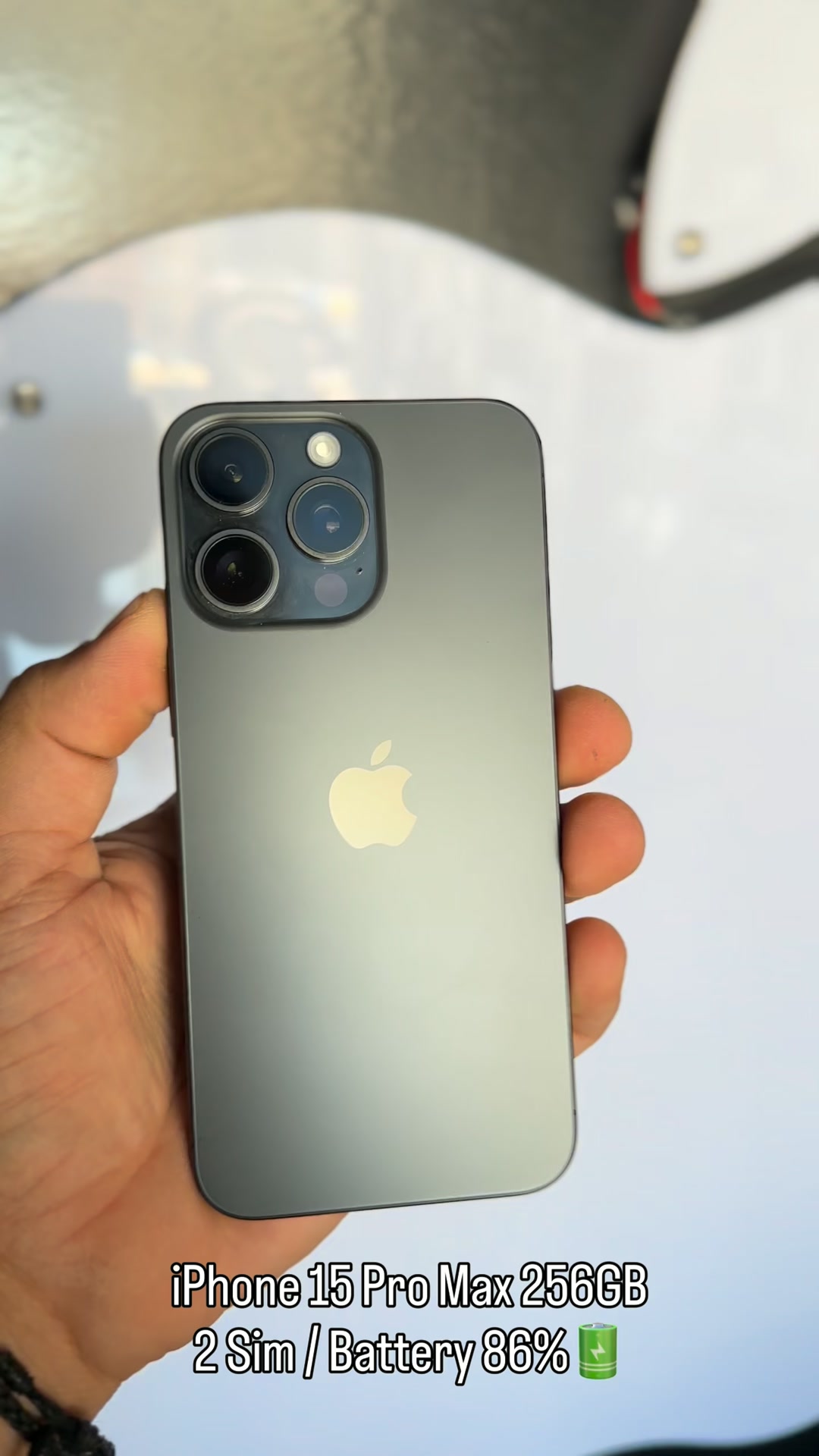 iPhone 15 Pro Max Battery 86%🔋