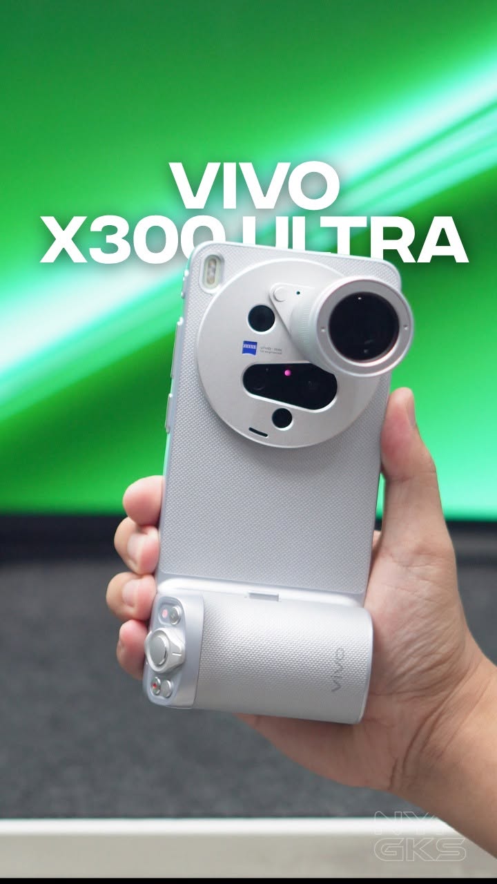 📸 This phone is basically a camera. Unboxing the global edition