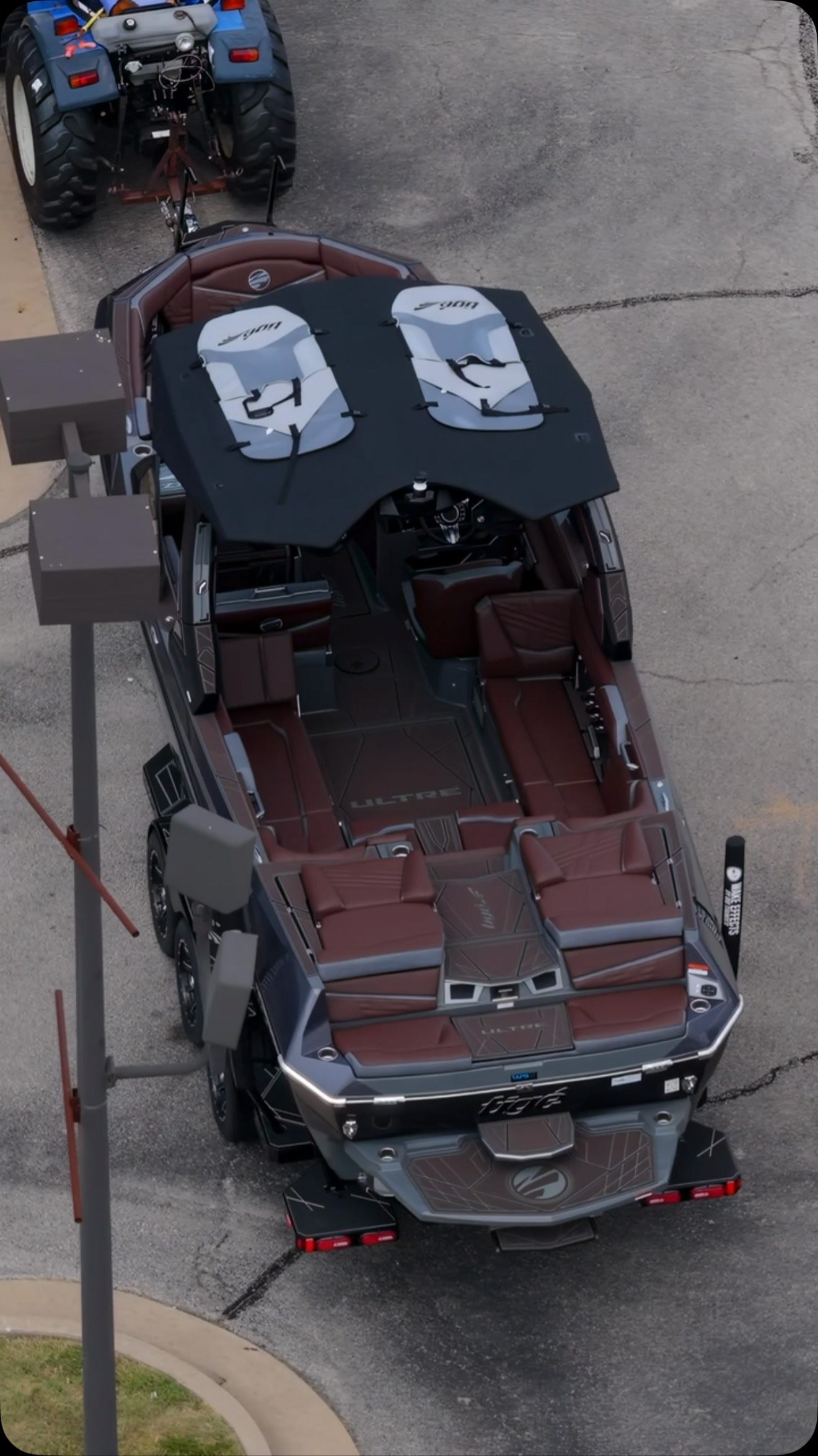 If Batman had a #wakesurf boat 🤯 This Tige Boats | The Best