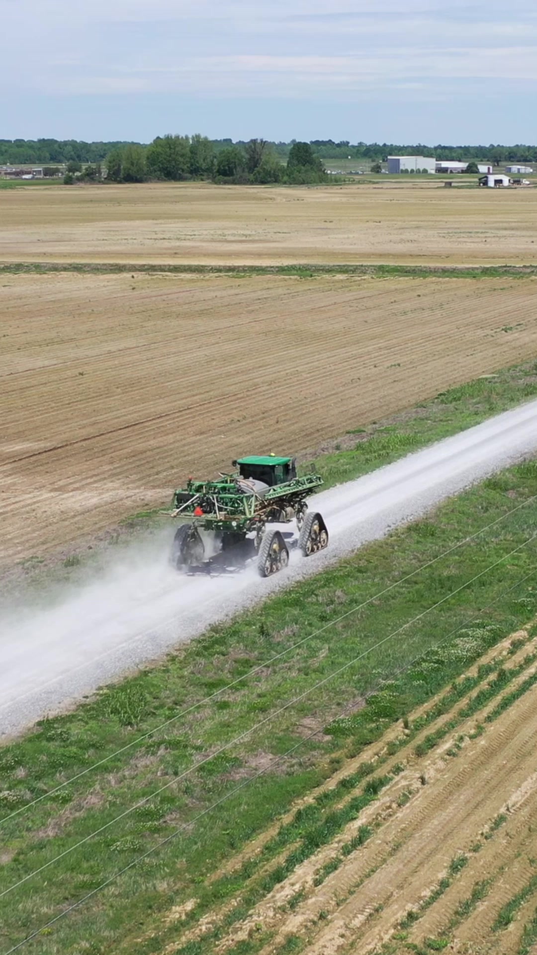 💦🌱Follow your spraying schedule with our S-TECH 7016 self-propelled ...