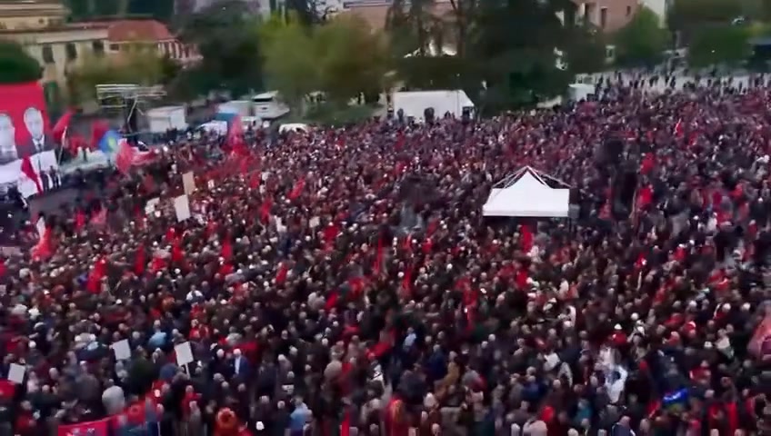 Protesta në Tiranë, Edi Rama: Zemra mal | Ballkani Info&News | Facebook