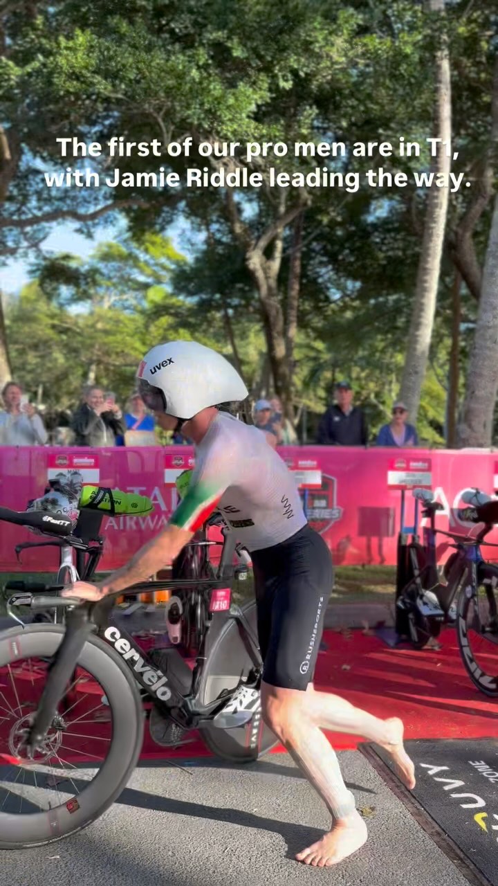 The pro men are into T1! Jamie Riddle had a strong swim in a time of 49 ...