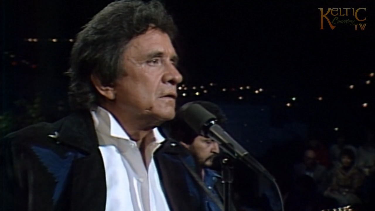 Johnny Cash - Long Black Veil For great Country Music 24 hours a day ...
