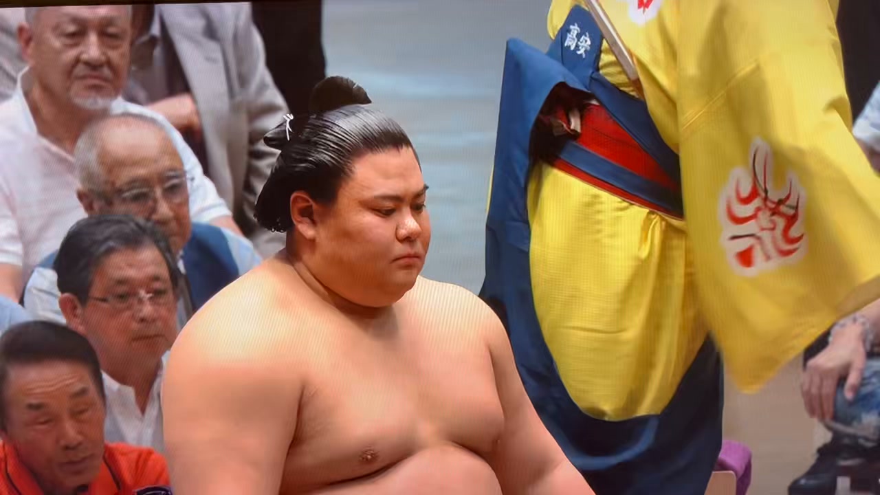 9月場所 2日目 義ノ富士 vs 琴櫻