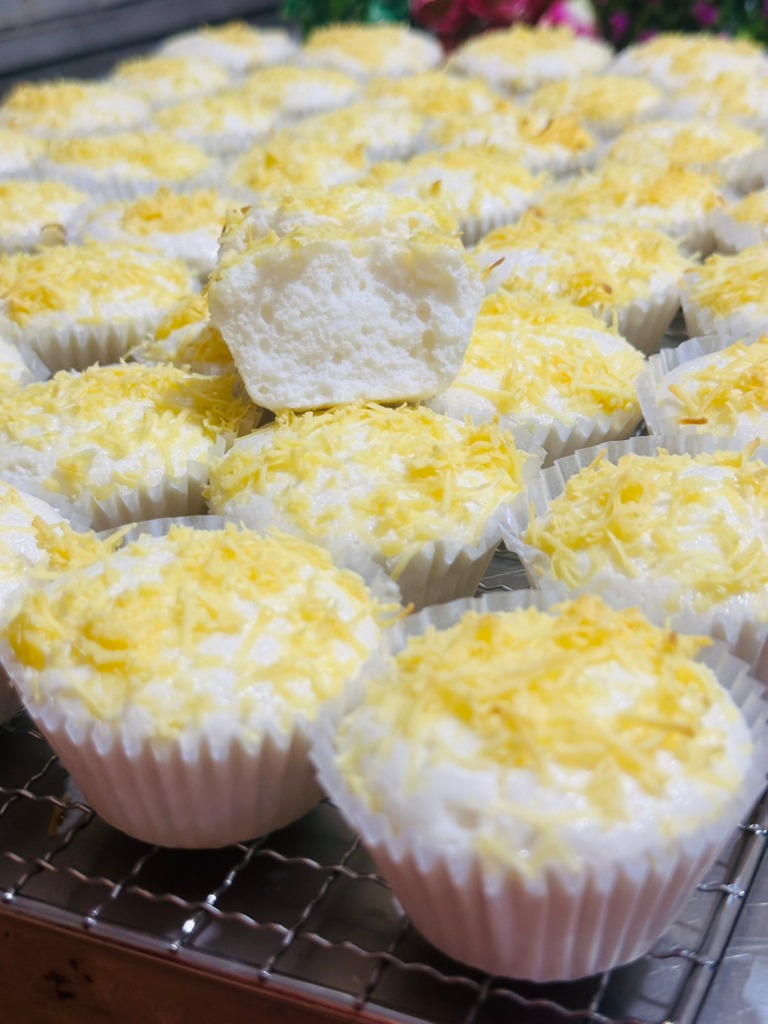 Puto cake in cup recipe | Inday Jonna Tinapay | Facebook