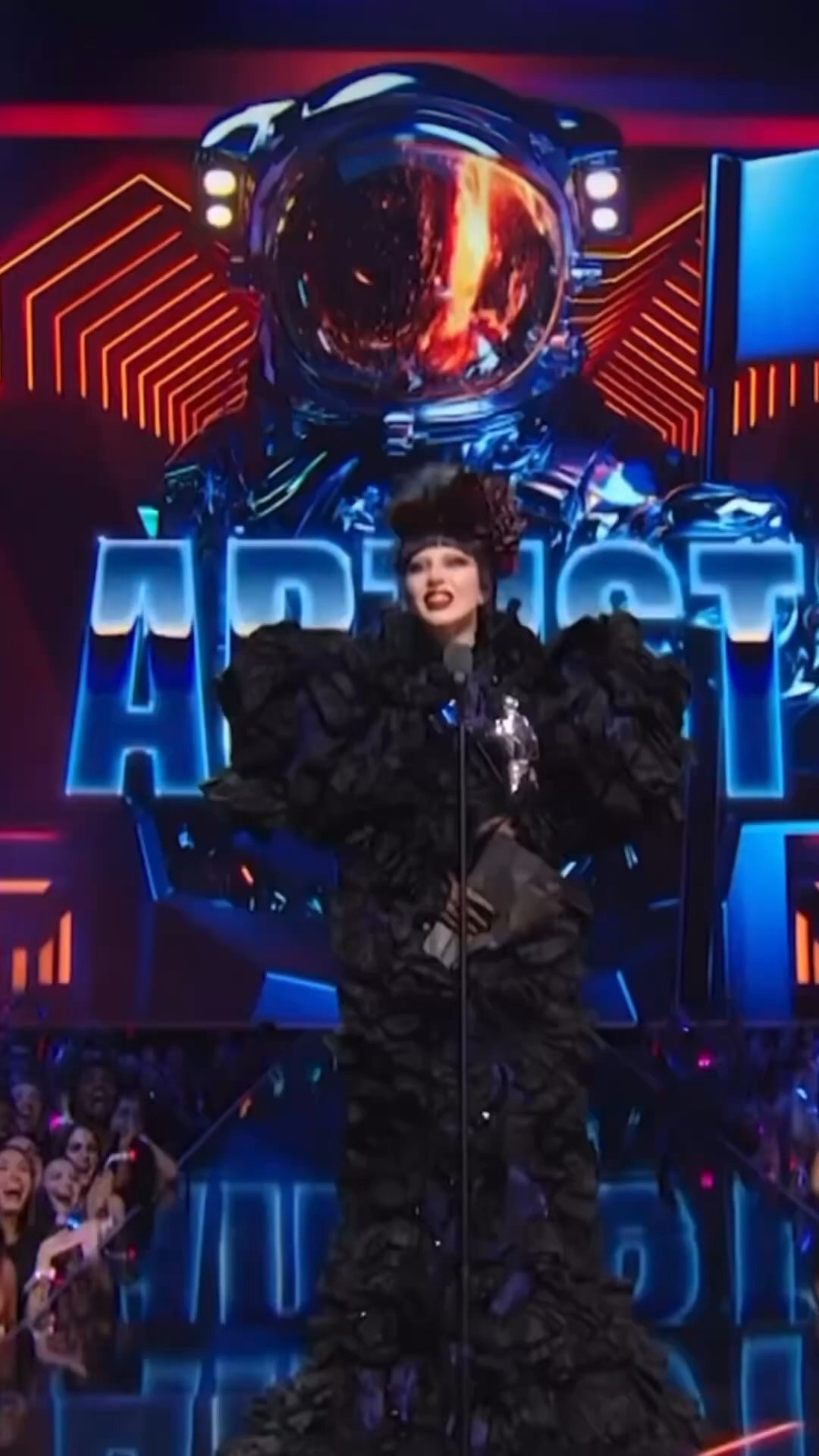 Lady Gaga in Marc Jacobs dress at the 2025 VMAs #ladygaga #marcjacobs #vmas2025 | Truth Scope