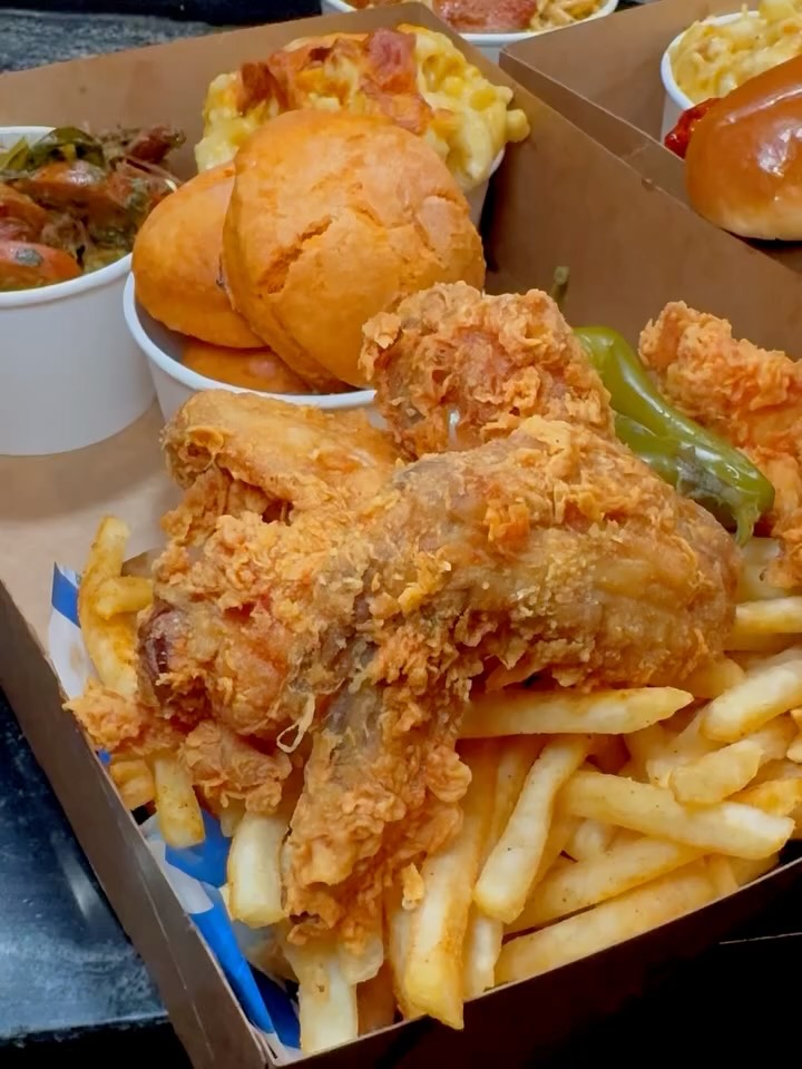 Bleu Kitchen Garlic Noodle Bar | Las Vegas NV