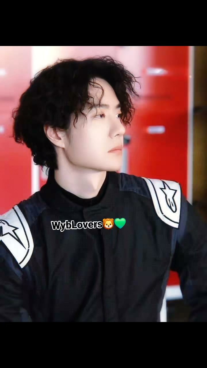 Good Afternoon/Evening EveryOne🫶🥰 WangYiBo王一博UNIQ王一博