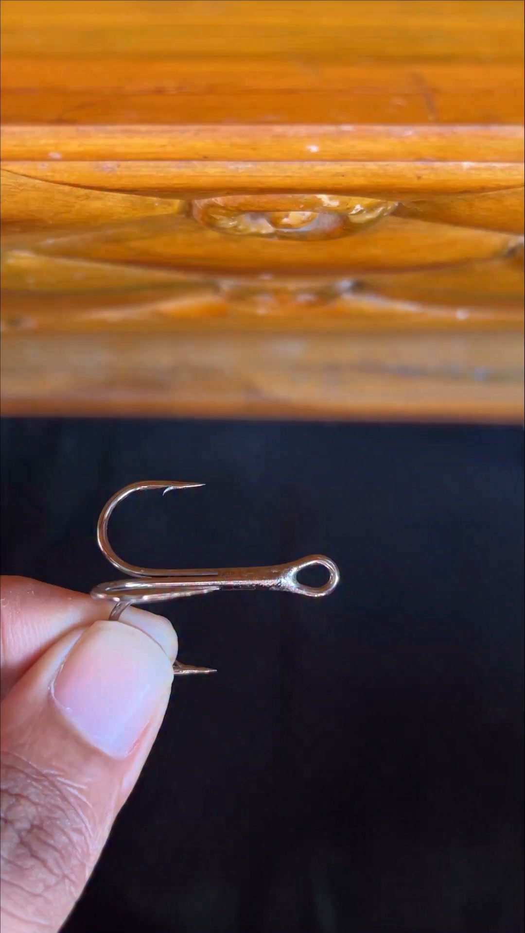 anchor fishing hook DUROPOINT a convenient release bar ensures virtually 100% retrievability The Morning Mist - Paracord