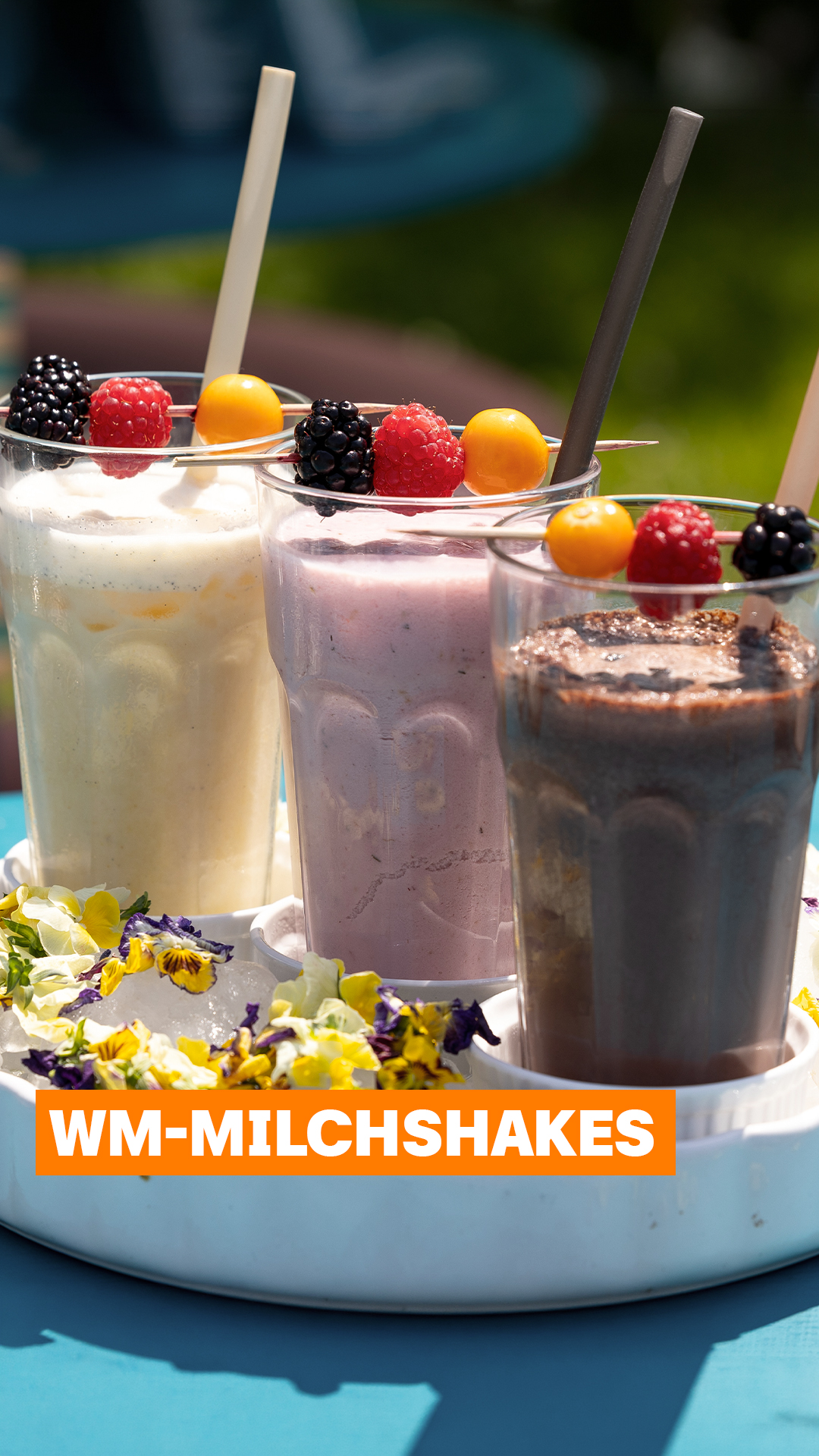 Unsere Halbzeit-Milchshakes von Armin 😍😍😍, Es wird so richtig heiß… Und unser WM-Special in Schwarz, Rot und Gold bringt nicht nur Farbe ins Glas, sondern auch jede Menge Erfrischung., Sie sind super