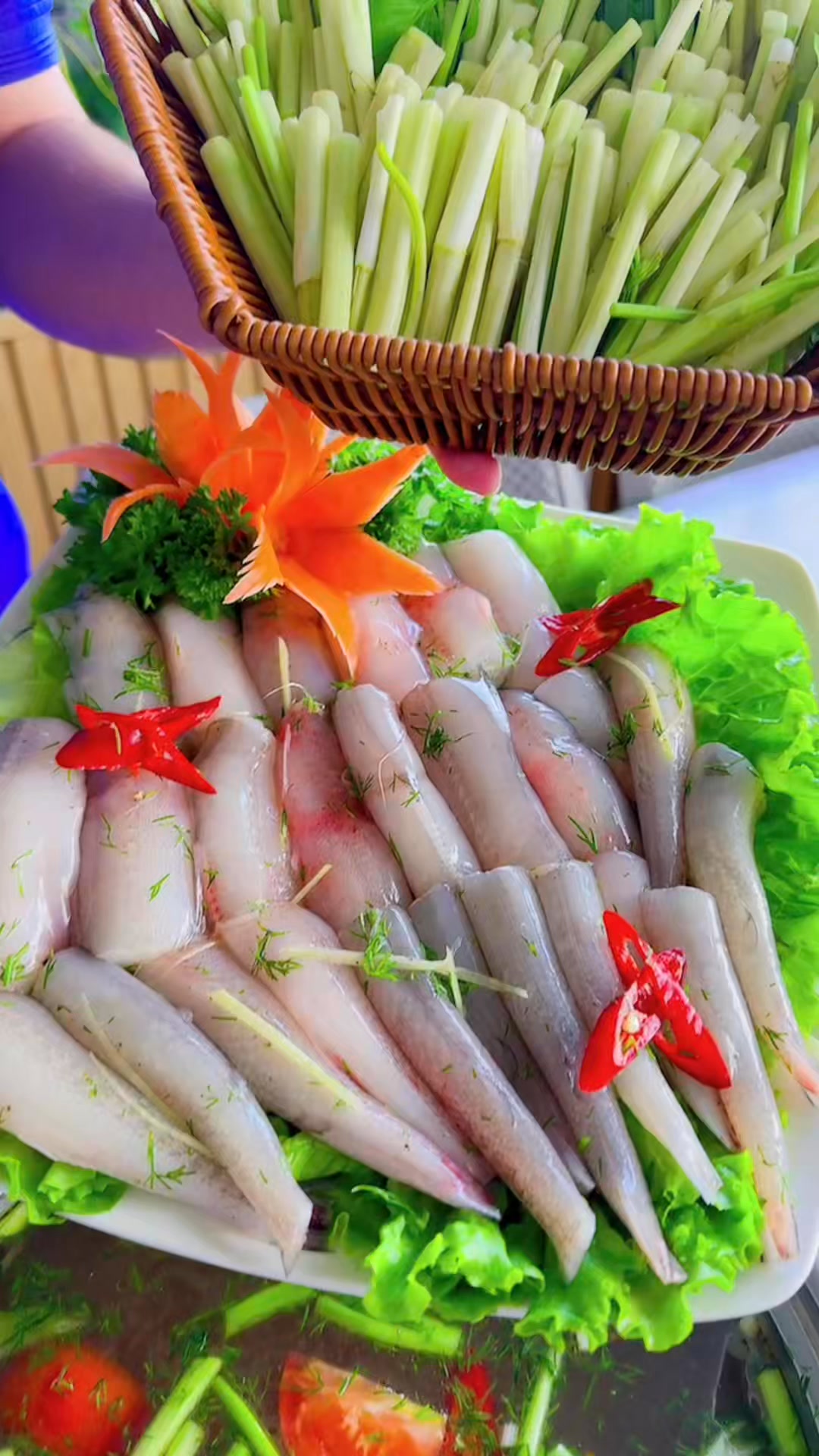 🐟 Lẩu cá khoai lưới tại Hải sản Trung Kiên, bạn đã thử chưa? Đơn giản ...