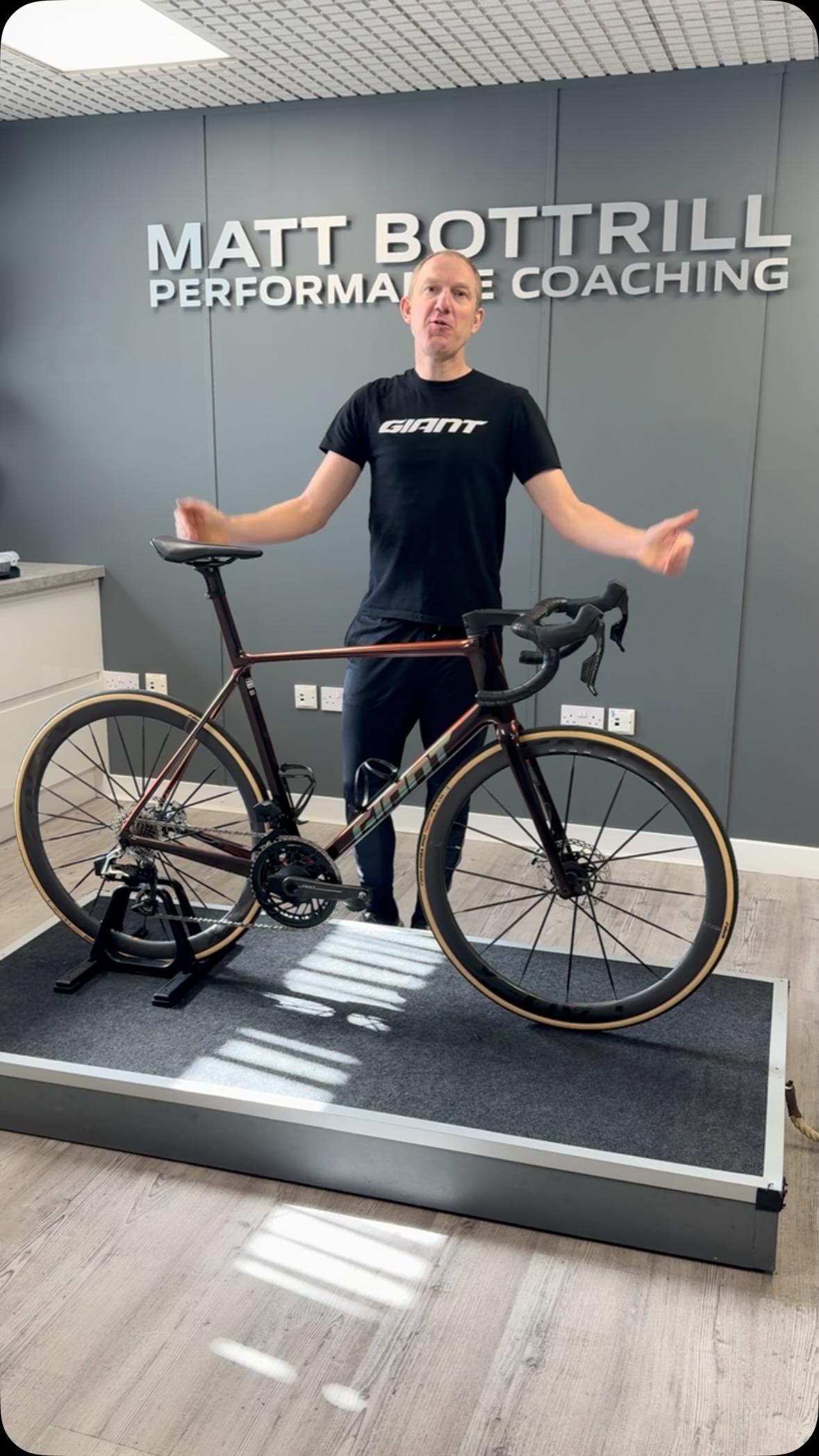 #TCRTUESDAY Check out my new Giant TCR SL Advanced build 👌 I have been ...