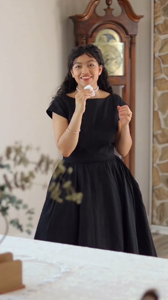 poet dresses Smocked-Bodice Poet-Sleeve Midi Dress in Linen Cotton Blend There is truly nothing more flattering than a classic retro fit and flare THE POET DRESS in Black