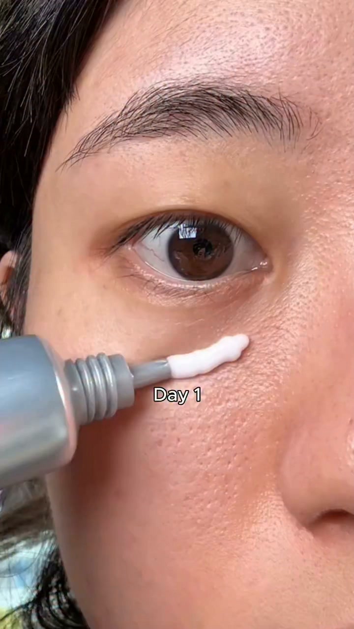 Mary & May tranexamic acid +glutathione Brightening eye cream | Mhimhi Penario Schades
