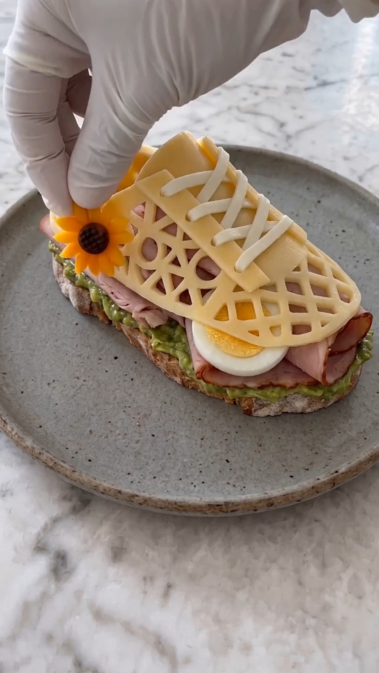 靴 sandwich Fun & Creative Sneaker Sub Sandwiches 🥪 Crunchy, savory, and