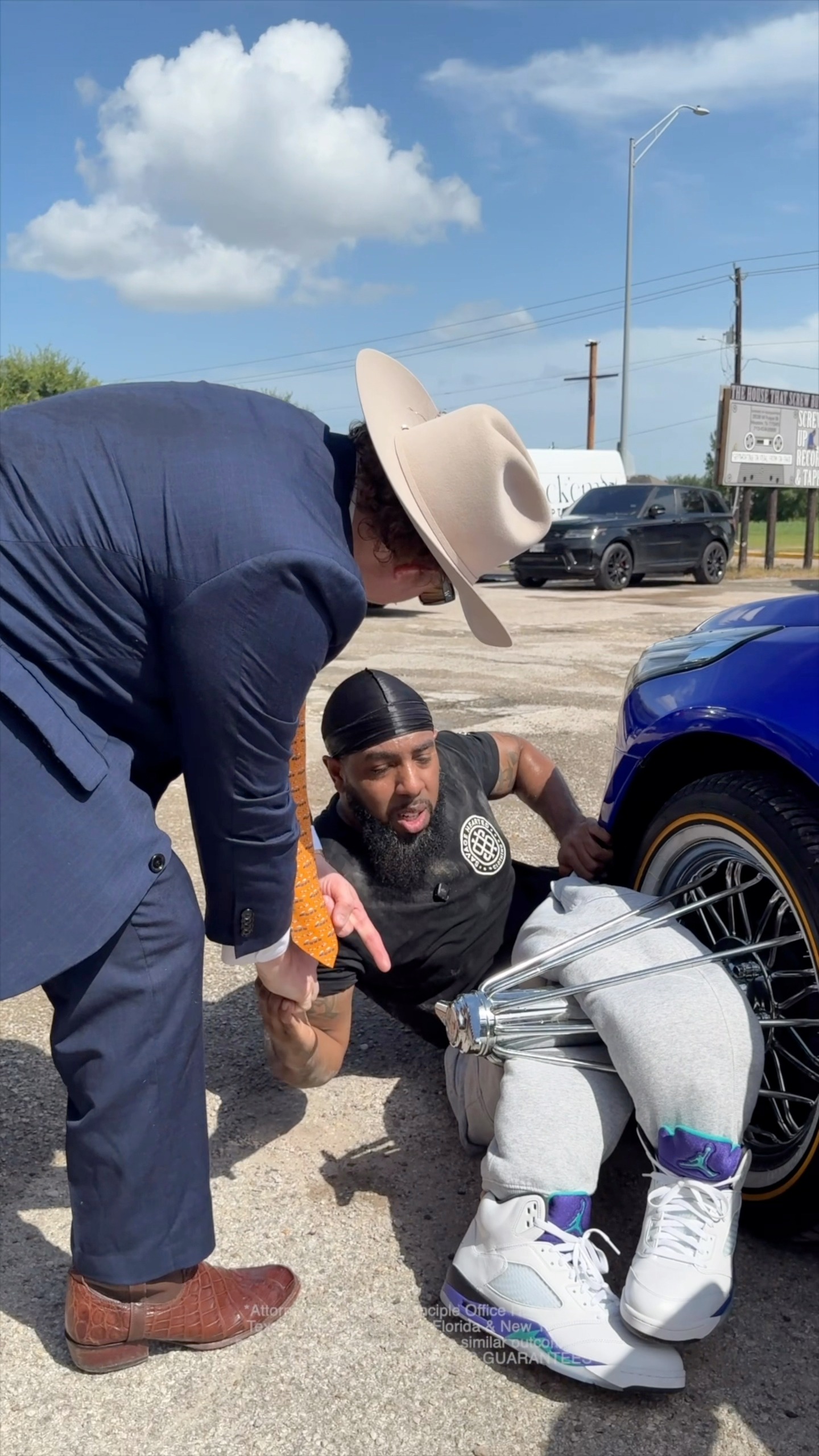 Them H-Town Swangaz will roll your legs up like a fruit roll up