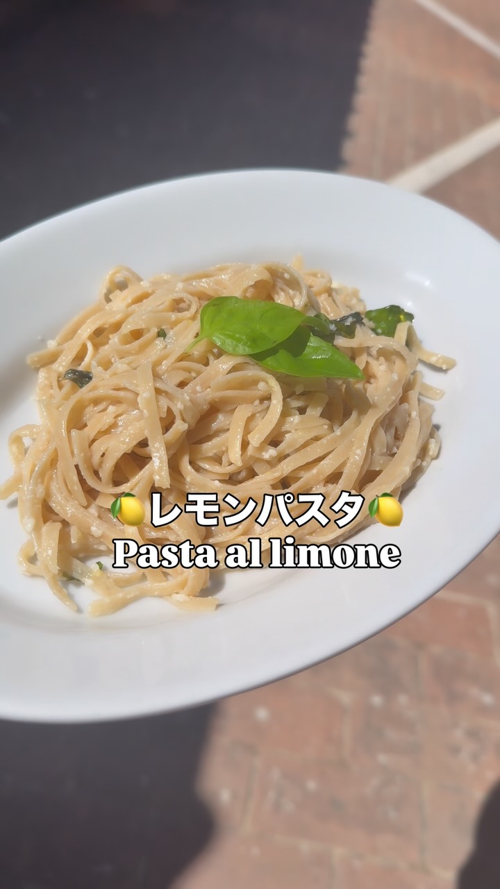 池田華依のアイコンネックレスである、一連パール&ビーズネックレス