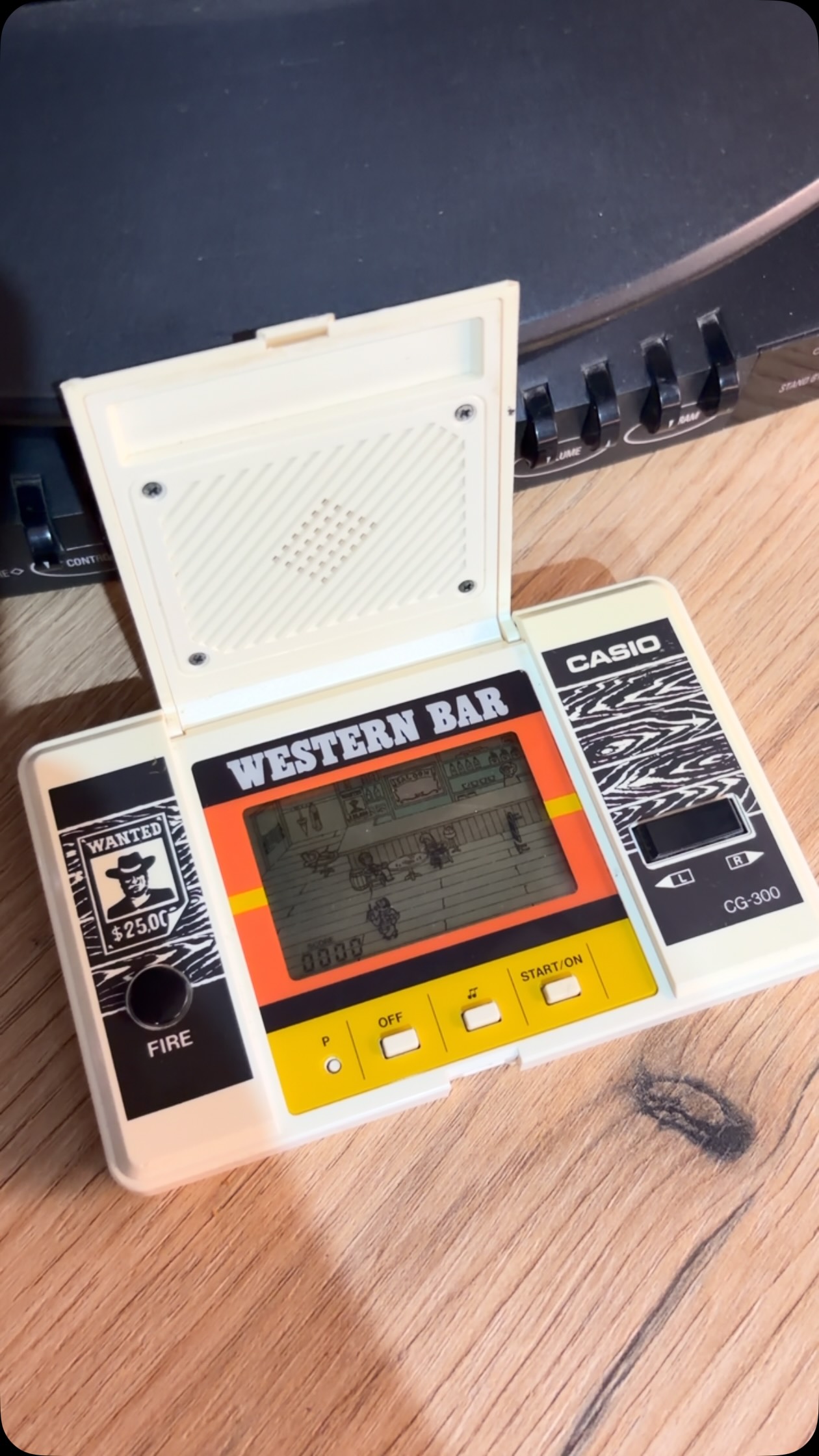 Western Bar - LCD Handheld Game by Casio #retrogames