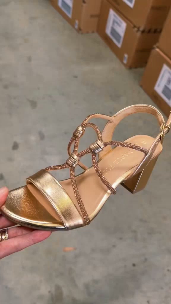 Suna Shoes & Accessories (@sunashoes) • Facebook
