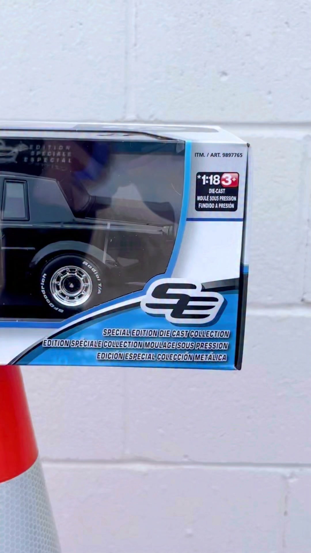 The NEW Maisto 1:18 scale 1987 Buick Grand National #maisto