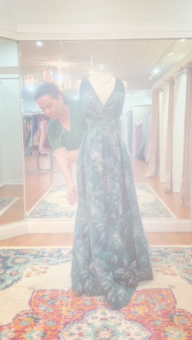 champagne corset bridesmaid dress Satin Prom Dress M Cameron Champagne by Grace Loves Lace Step 1. Choose color *:Olive green The zipper closure at expensive gown Asymmetrical Flared Dress in