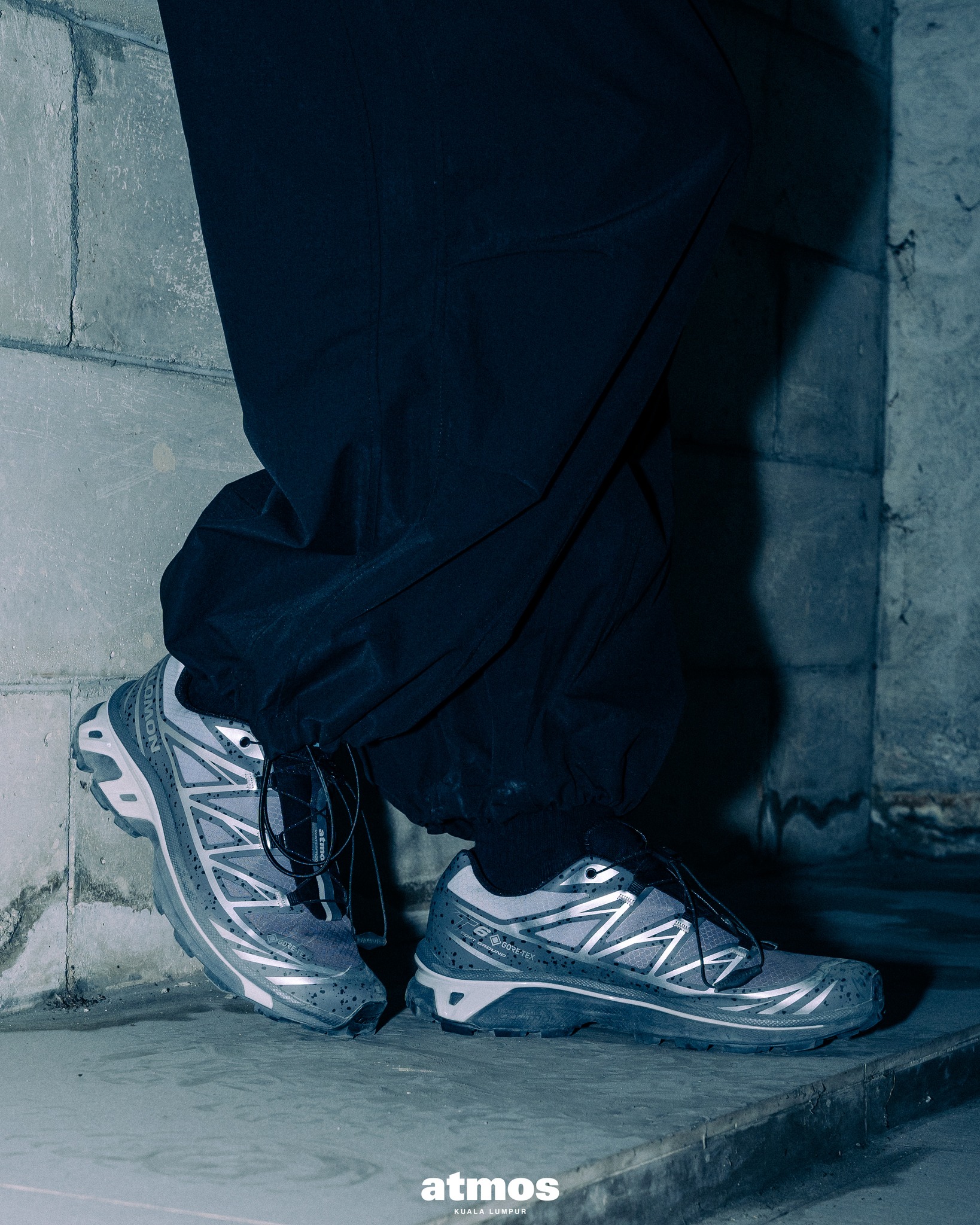 Conquer the city with the atmos x Salomon XT-6 GTX. Built for the 