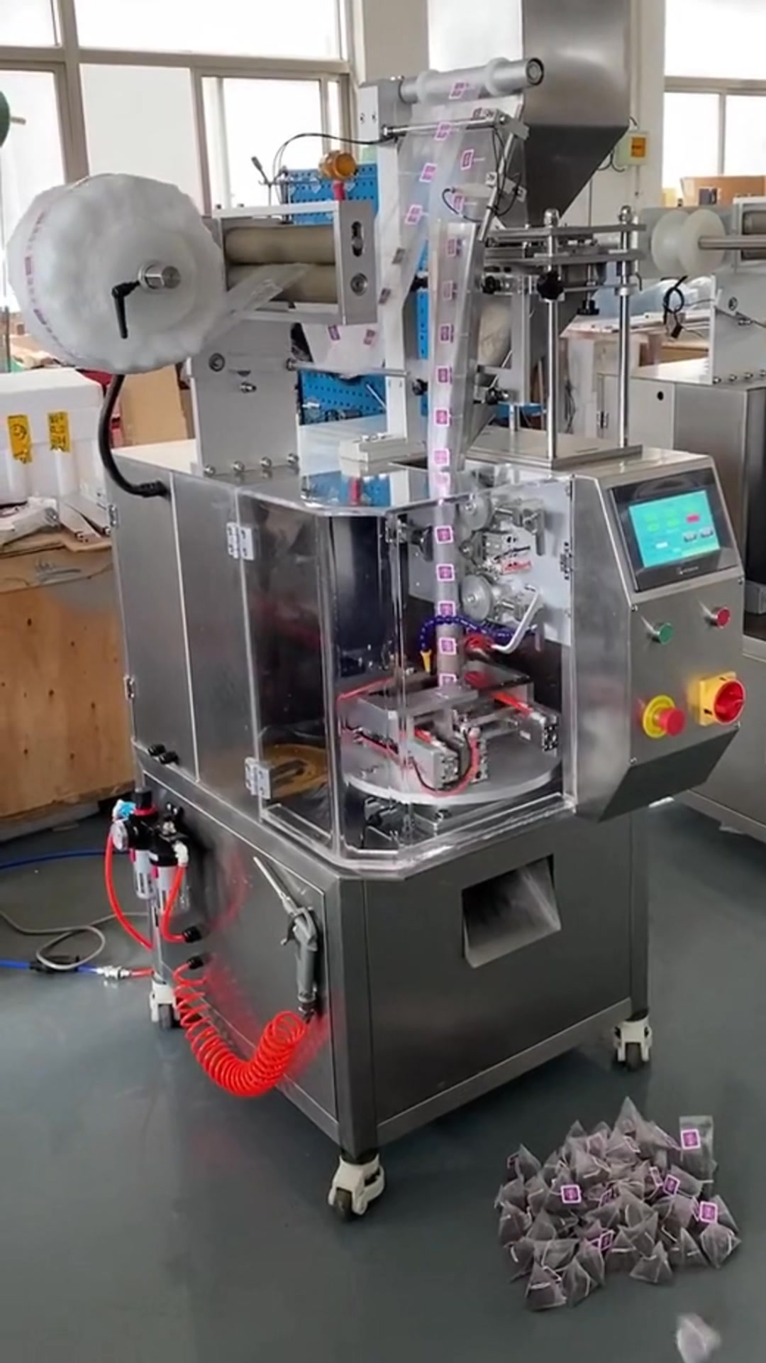Triangle tea packaging machine | Henan Cyril Machinery Equipment Co ...