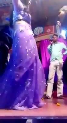 Little boy crazy dance with hot girl :D | Tag someone who can ...