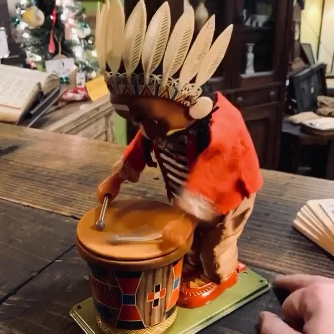 We found the coolest toy today! 😂 RARE Vintage Indian Drummer Toy