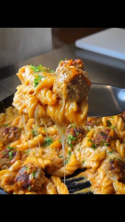 BBQ Ranch Meatball & Cheddar Pasta Skillet – The 30-Minute Dinner ...
