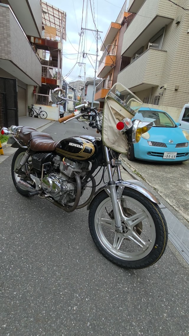 ☆エンジン腰上O/H CB250Tの腰上オーバーホールです。 ホークの250は