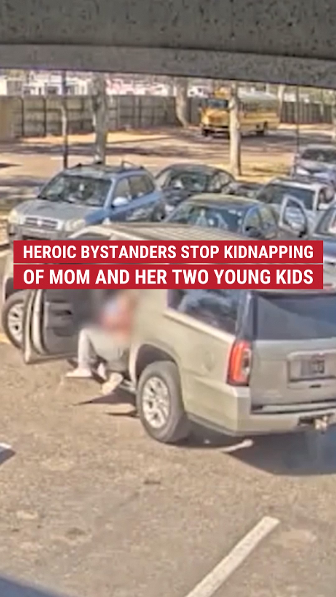 GOOD SAMARITANS: Watch the intense moment a group of heroic bystanders ...