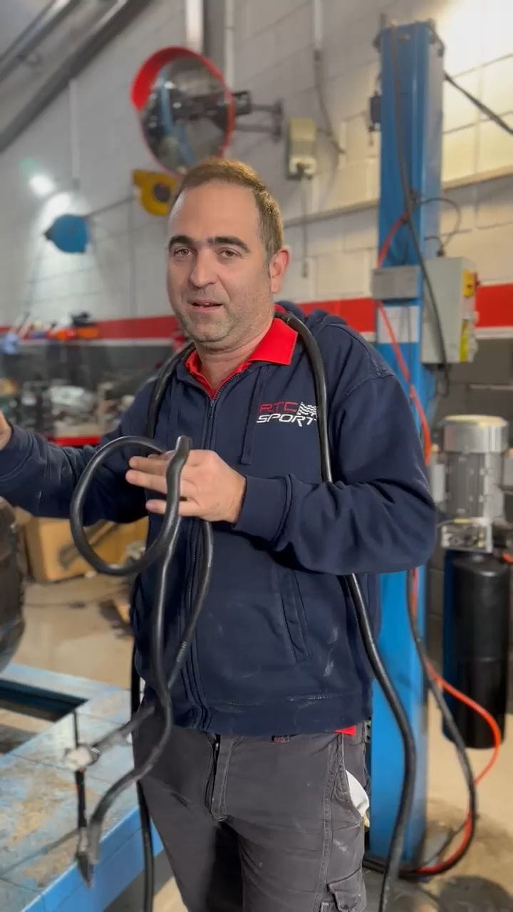 Enseñamos a diagnosticar y a solucionar el problema de los Audi A8 3 ...