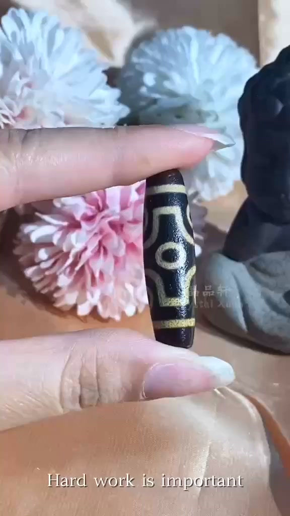 价钱🉐 RM 158 = SGD 53 【 六眼天珠