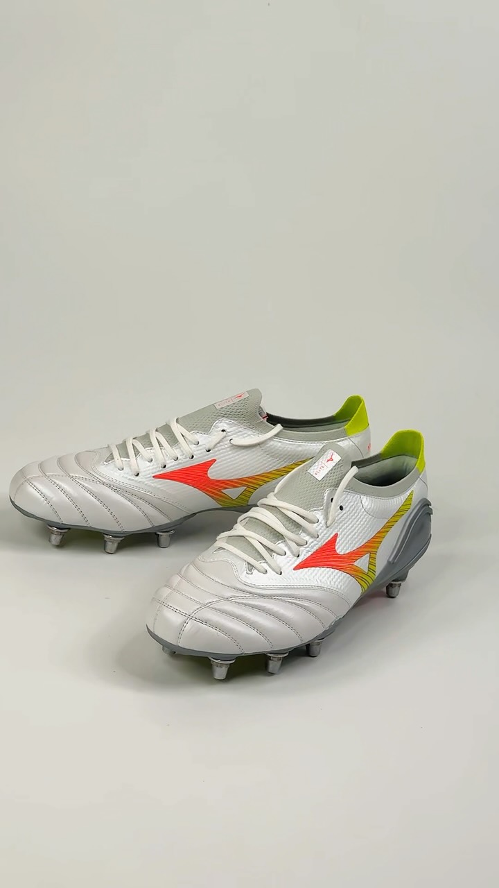 Mizuno Morelia III Neo | SOCCER.COM Exclusive | Soccer.com