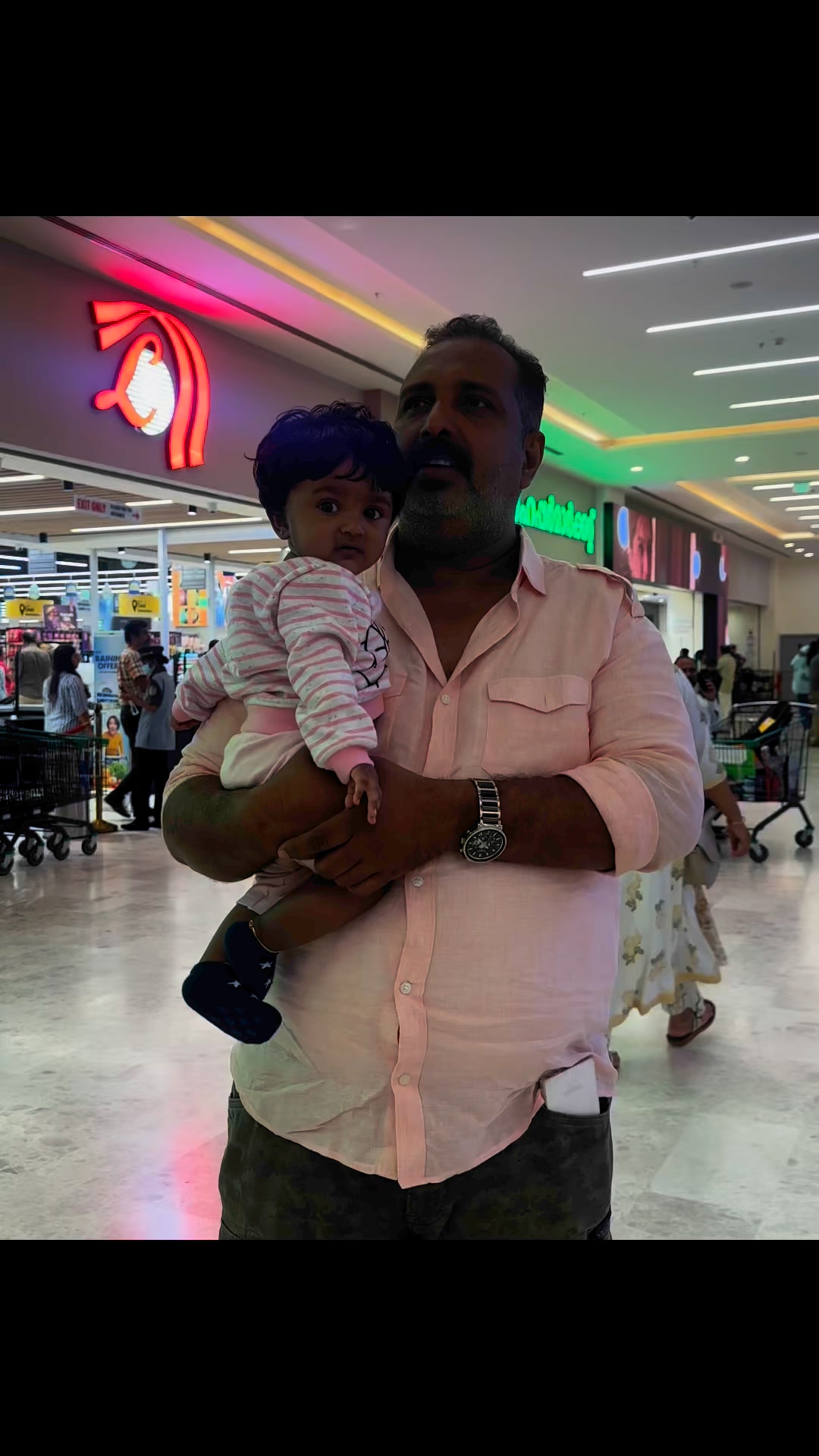 UPPALA DELHI DARBAR Ibrahim bhai Minha യെ കാണാൻ വന്നതാ kore ഗിഫ്റ്റ് ...